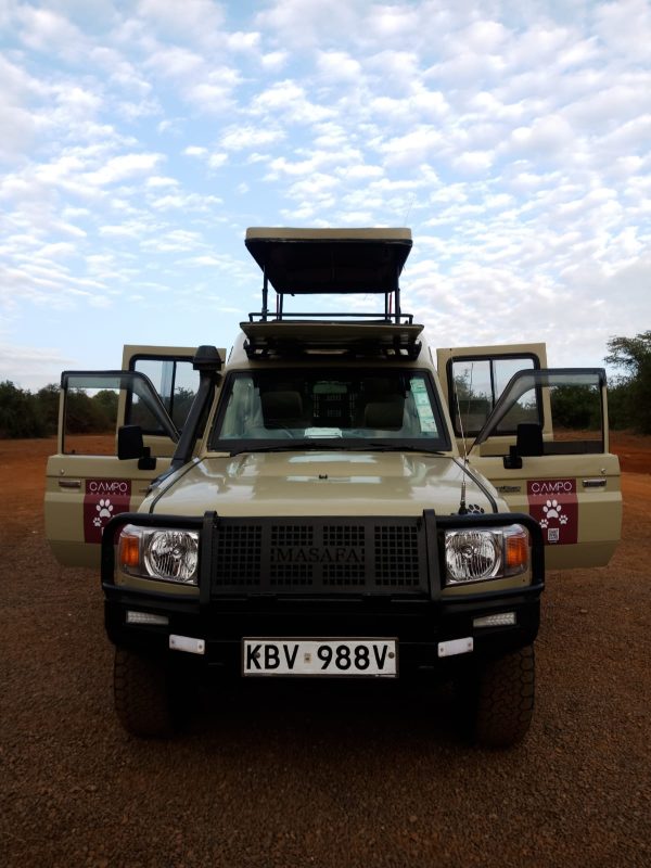 tour landcruiser