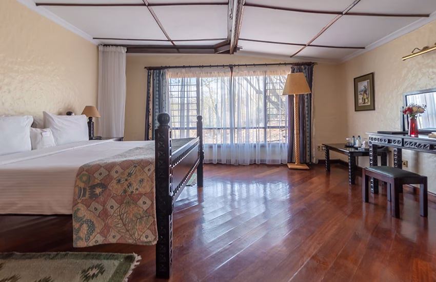 Lake Nakuru Accommodation: 6 Options for the Best Safari Experience